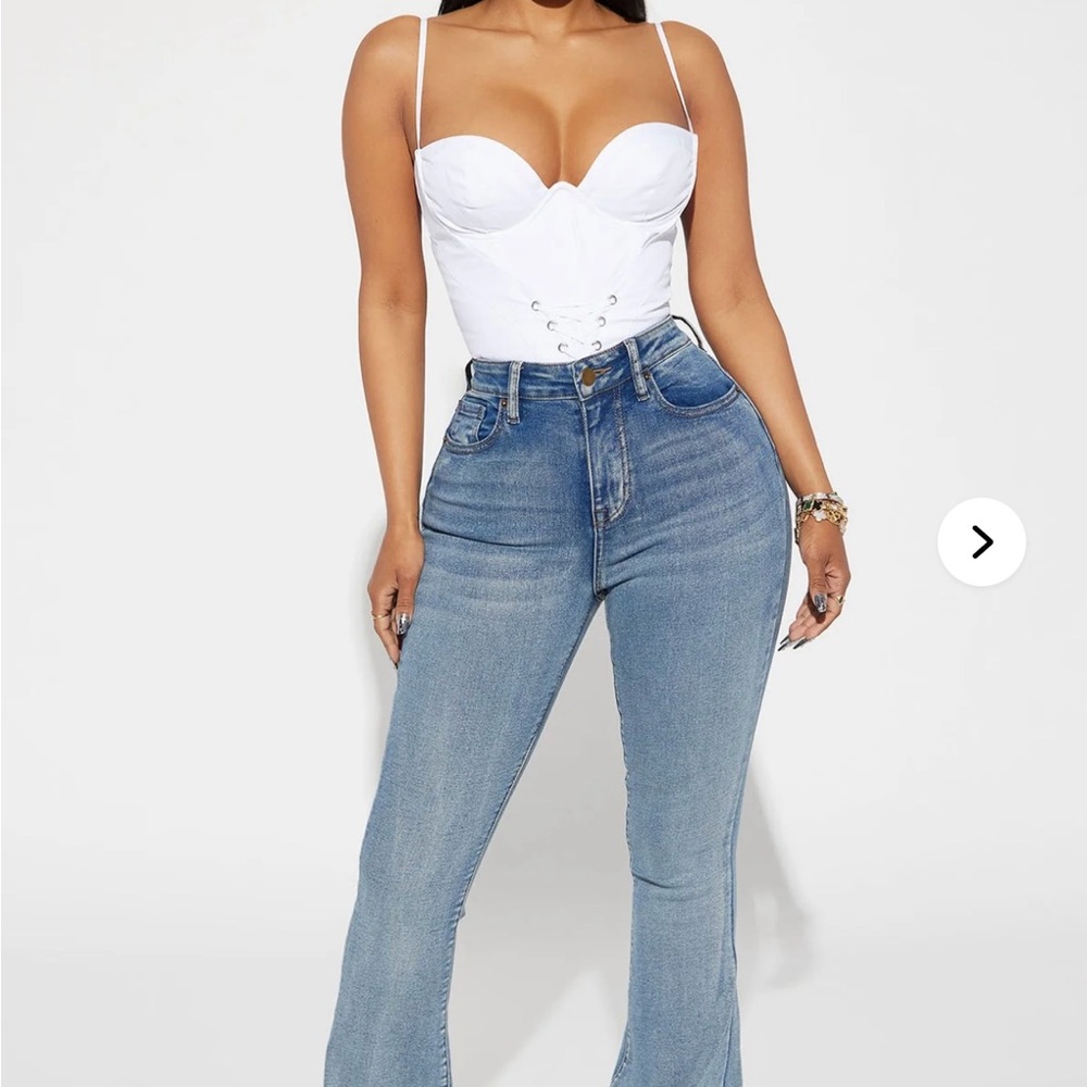 Gemma Sculpting Stretch Flare Jeans - Vintage Wash